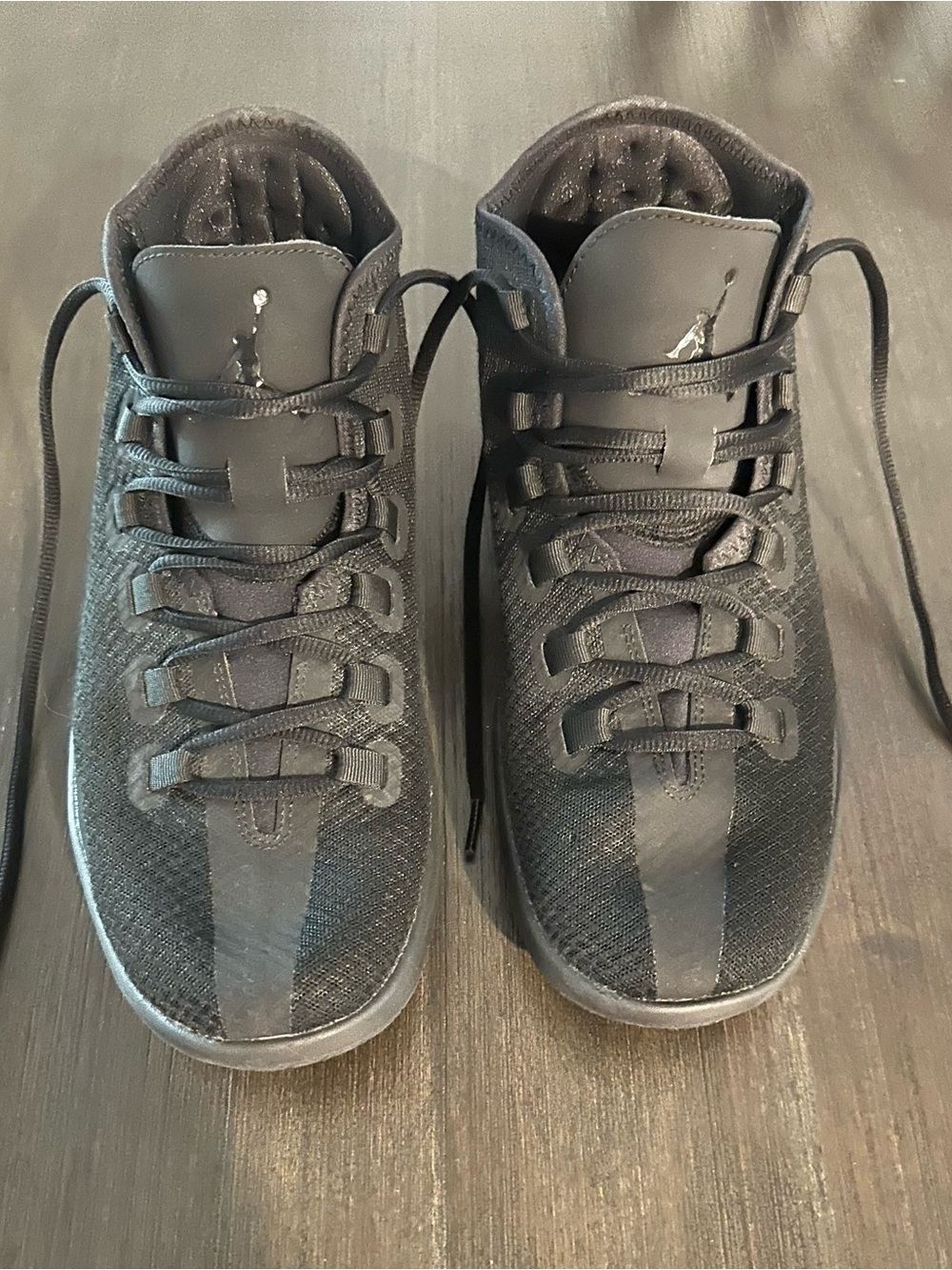 Jordan Men’s Black Athletic High-Top Sneakers Size 9